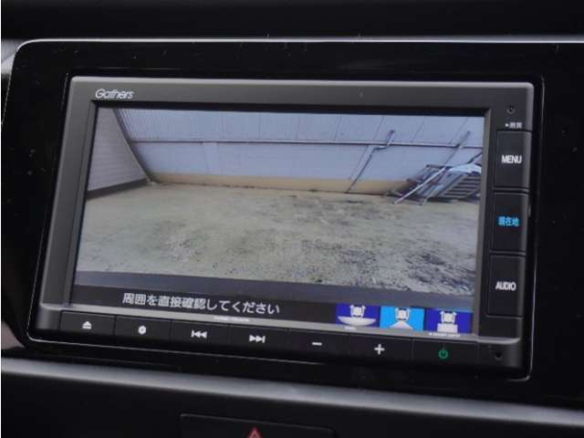 ◆バックカメラ◆リバースにするだけで映ります、後方の安全確認や、狭い駐車場での車庫入れ、雨の日や夜間など視界の悪い時に便利です！安全にバックする為には欠かせない装備です。
