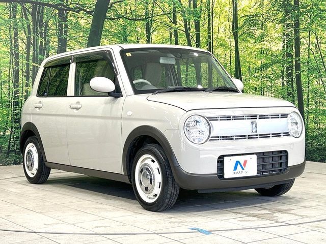 大好評のボディコーティング「弾スプラッシュコート」もご納車までに施工可能。通常のガラスコートと異なる、耐久年数6年の無機質ガラスコーティングが、ボディをキレイな状態に保ってくれます。