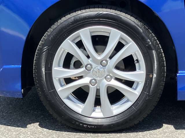 この度は当店のお車をご覧になっていただき、誠にありがとうございます。ぜひじっくりとご検討下さい。気軽にお問合せ・お見積りお待ちしております。