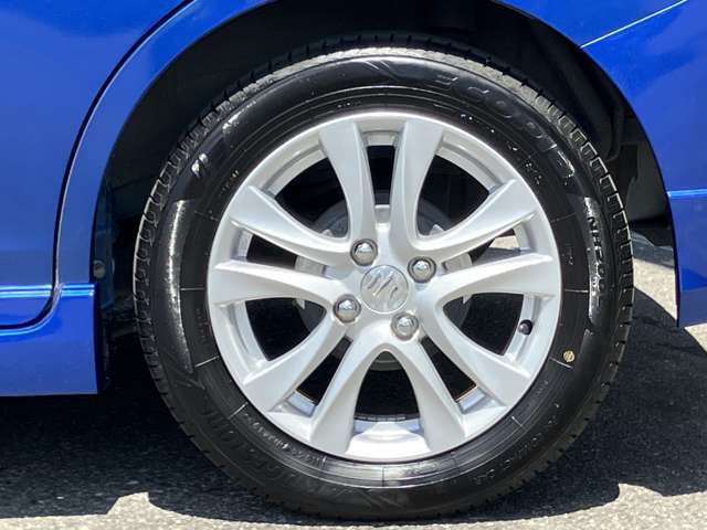 ご覧いただきありがとうございます♪気になったお車がありましたらお気軽にお電話をください♪