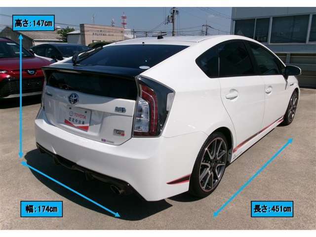 車両寸法はカタログ掲載値を参考に表示しております。オプション品などの装着により車両寸法が変更となる場合がございます。あらかじめご了承ください。