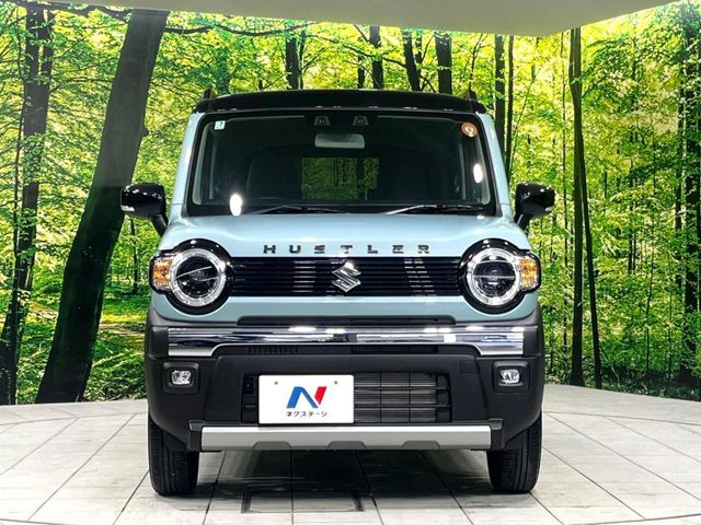 弊社では、全車『修復歴なし』のお車のみ取り扱っております。専任バイヤーによる厳選した仕入れの後、入庫後の車両チェックを行い、ネクステージが認定した高品質な中古車をご提供しております。