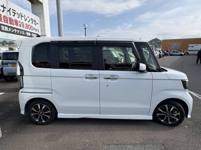 「ライブ商談」とは、PCやスマートフォンなどのWEB ブラウザとアプリを使用して、お客様と店舗の双方向をライブ通信で繋ぐサービスで、ケイカフェ全店でご利用いただけます♪詳しくはお問い合わせください！