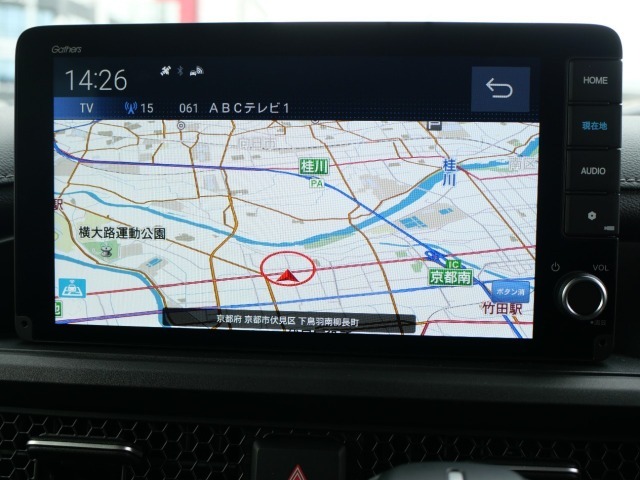 ホンダ純正ギャザズ9インチナビです（LXM-242ZFNi）。FM/AM・Bluetooth音楽再生・ハンズフリーがご使用できます。Apple CarPlay/Android Auto対応です！