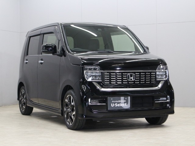【コーティング】好評のコーティング施工で愛車のボディをケアしませんか？紫外線や酸性雨等の劣化によって塗装面の光沢の消失や塗装の剥離を防ぎます！