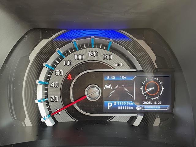 気になる車はすぐにお問い合わせください！画面右側の0066から始まる無料ダイヤルからお問い合わせ下さい！専門スタッフがお車のご質問にお答えいたします！