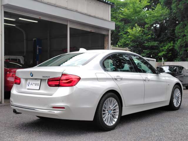 第三者検査専門機関AISによる厳正な車両検査を受けており車両品質評価書も発行されます。