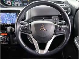 本革巻ステアリングホイール