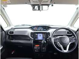 操作性の良いインパネ周りです