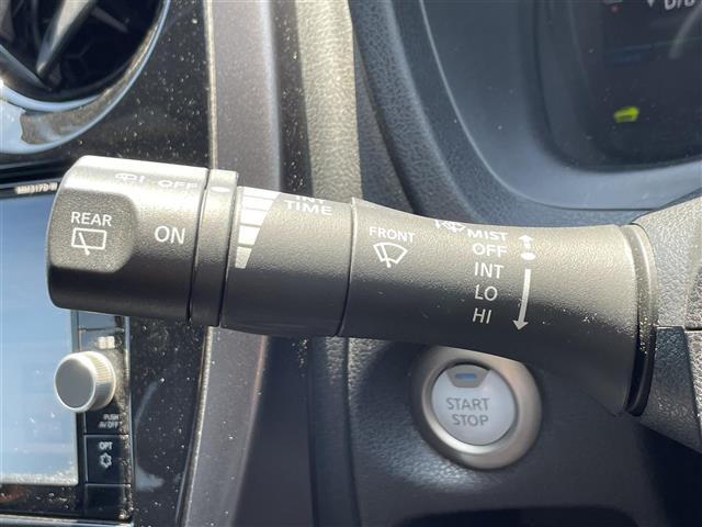 【運転席操作部】快適なドライブを楽しむための機能が装備されています！運転席から触れるので、使いやすいです！除菌プランいれていただくと、さらに清潔で安心していただけます！