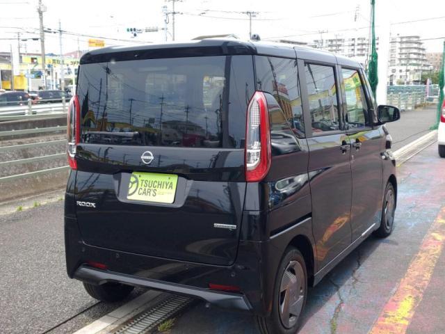 両側スライドドアで後席の乗り降りが楽です！
