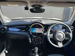 LIBERALAでは安心してお乗りいただける輸入車を全国のお客様にご提案、ご提供してまいります。