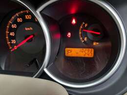 見やすいメーターです。