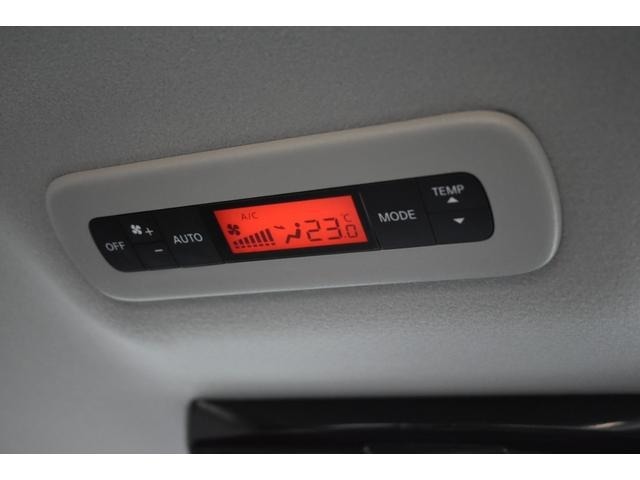 後席エアコンもついており、車内の温度をすばやく快適にしてくれます