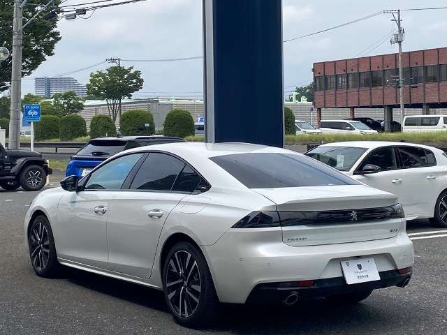 より詳細な車両画像をご希望の際は、お問合せに対する販売店からの回答にご返信頂くか、お問合せフォームのご質問・ご要望の欄にメールアドレスを直接ご入力頂ければ、車両画像を添付してご返信致します。