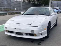 テイン車高調やCE28新品ホイール、砲弾マフラー、前置きインタークーラー、BRIDEフルバケなどカスタム多数な1台！人気な純正白色です♪貴重な純正ルック！