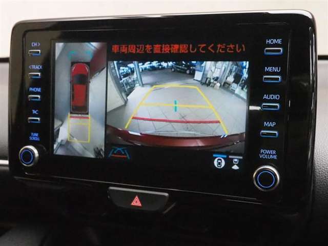 パノラミックビューモニターシステム搭載！クルマの前後左右のカメラを用いて全方位をナビモニターで確認が出来き安全運転・駐車をサポートします！