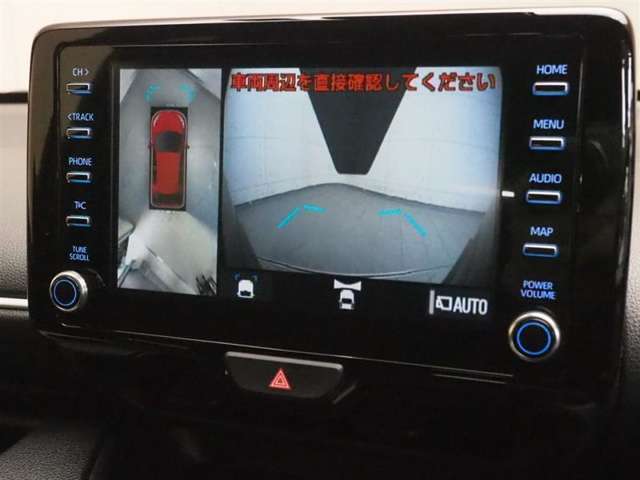 フロントカメラからの様子です。車両前方の見えにくいところを映してくれます。