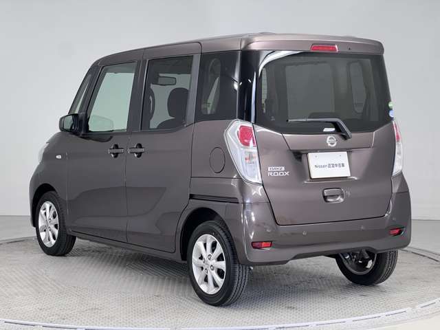 【ワイド保証】日産販売店の中古車には、無料で保証が付いています。走行距離無制限で、無料保証期間は1年間から。品質に自信があるから実現した、日産ならではの保証です。