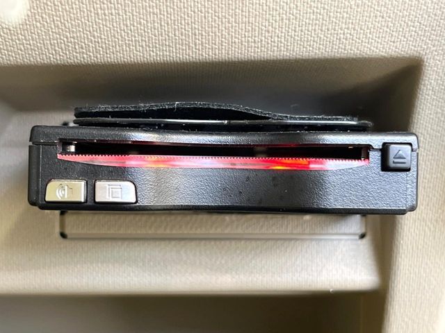 【ETC】高速道路の料金所をストレスなく通過！話題のスポットやサービスエリアに多い「スマートIC」利用時は必須のアイテムです。当店でセットアップを実施、ご納車当日からすぐにご利用いただけます！
