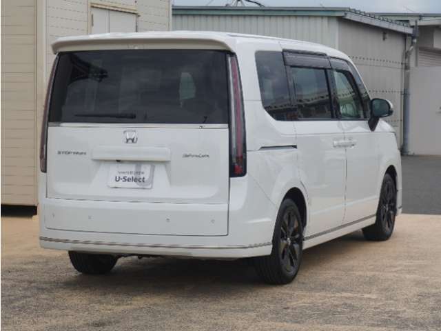 お立ち寄りいただく際は、事前にご連絡をお願いします。お目当てのお車が商談中や売約となることもございます。ご確認いただいてから、お立ち寄りください。