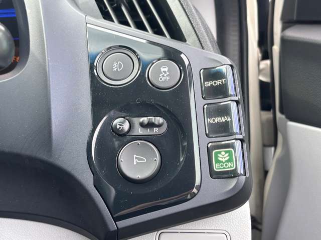 絶版のスポーツカーからチューニング＆ドレスアップ済みのお買い得スポーツカーございます！是非ご来店ください☆