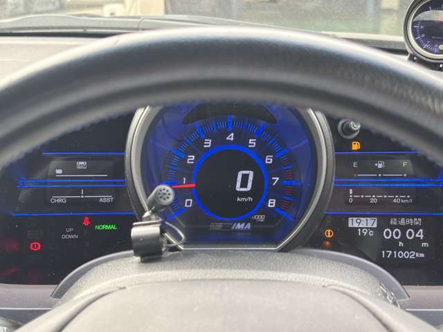 購入後も安心して頂く為、車の整備、保証、アフターも充実さておりますのでご安心下さい