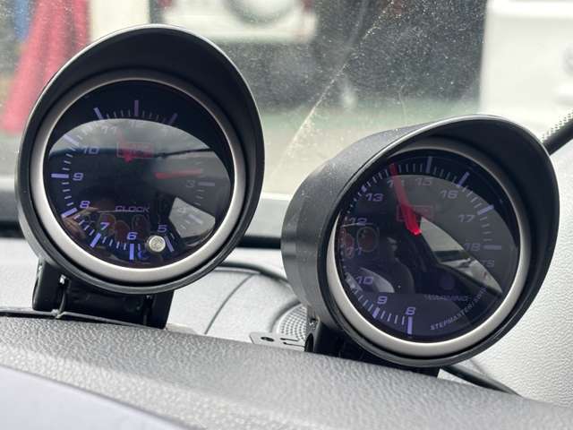 購入後も安心して頂く為、車の整備、保証、アフターも充実さておりますのでご安心下さい