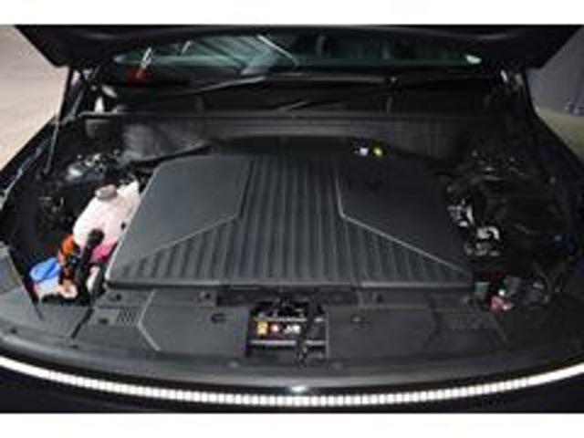 お車の車検整備もお受付致しております。他店で高額な継続車検見積をされた方、一度当社の見積りと比較して下さい。同じ作業内容でも違いが有りますよ。