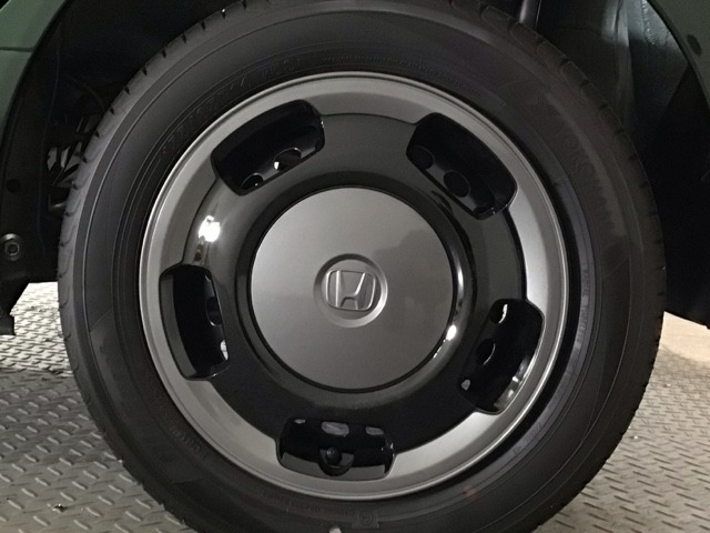 【ホイール】外観にマッチしたかわいいホイールになっています♪