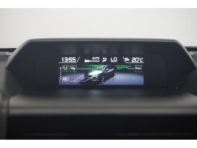 車両のさまざまな情報を大型ディスプレイに表示！運転中でも視認しやすく情報を直感的に把握する事ができます！