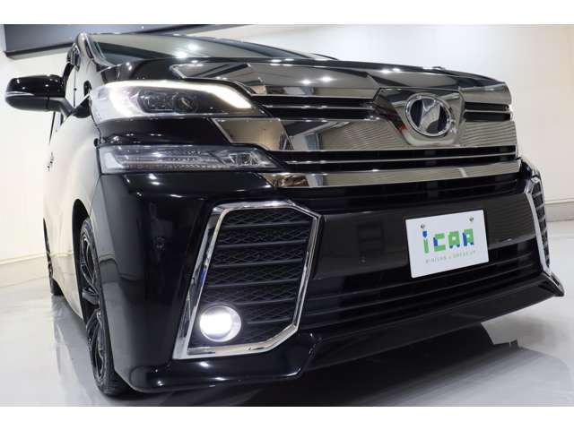 【安心と品質へのこだわり】ありがちなキズやヘコミなども、アイカーグループの板金・美装スタッフが丁寧にリペアして納車いたします。中古車だからこそ「安心」と「品質」に徹底してこだわっています。