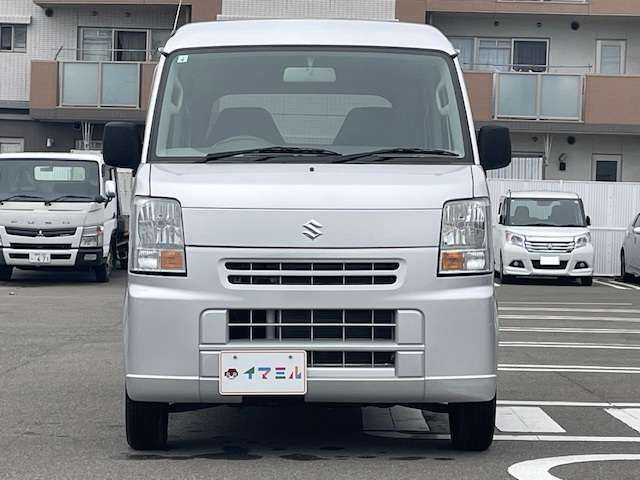 ご来店の際は事前にご連絡頂ければスムーズに現車をご確認できます。直通TEL092-558-5957　お気軽にご連絡下さいませ！