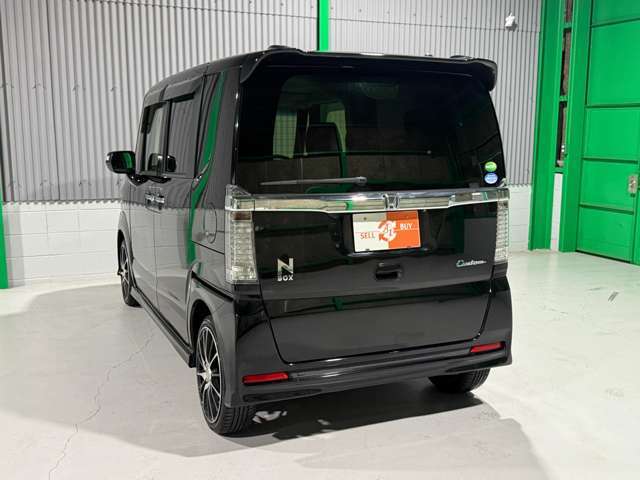 ☆カスタムも何でもお任せ下さい☆整備士資格のスタッフがお客さまのご希望にお答え致します☆