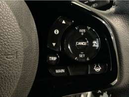 【アダプティブ・クルーズ・コントロール】予め設定した車速内でクルマが自動的に加減速。 前走車との適切な車間距離を維持しながら追従走行し、高速道路でのドライバーの疲労を軽減してくれる嬉しい機能付♪