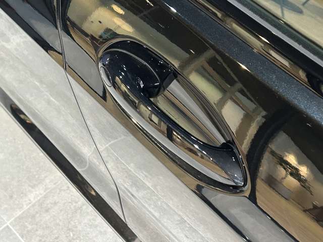 自動車保険も純正のクオリティを。BMWの正規ディーラーのみが取り扱い可能な、BMW専用自動車保険。専任のスタッフが皆様のカーライフを24時間365日サポート致します。