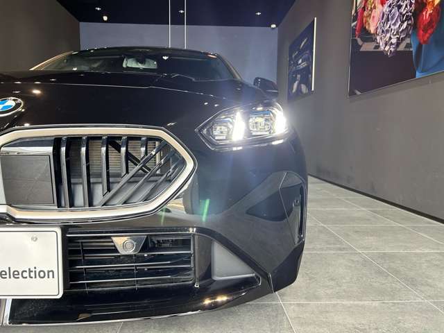 サービスにはドイツ本国と同様に教育と訓練を受け、BMWを知り尽くした「マイスターメカニック」が数多く在籍しております。納車前点検整備で、お客様に安心と安全をお届けいたします。