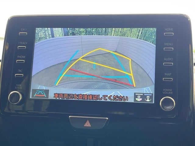 【バックカメラ】駐車時に後方がリアルタイム映像で確認できます。大型商業施設や立体駐車場での駐車時や、夜間のバック時に大活躍！運転スキルに関わらず、今や必須となった装備のひとつです！