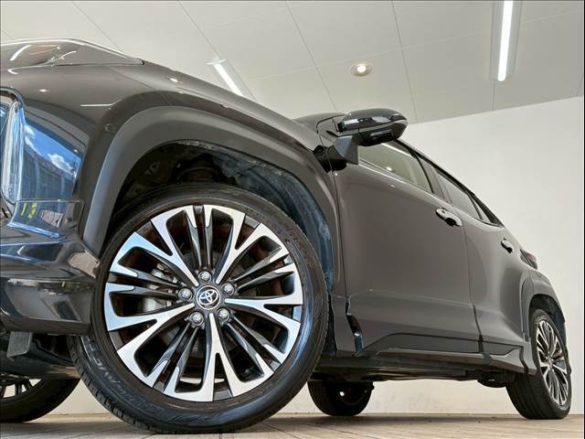 【純正インチAW】装備です！また、当社では社外AWやスタッドレスタイヤの販売も行っております！！