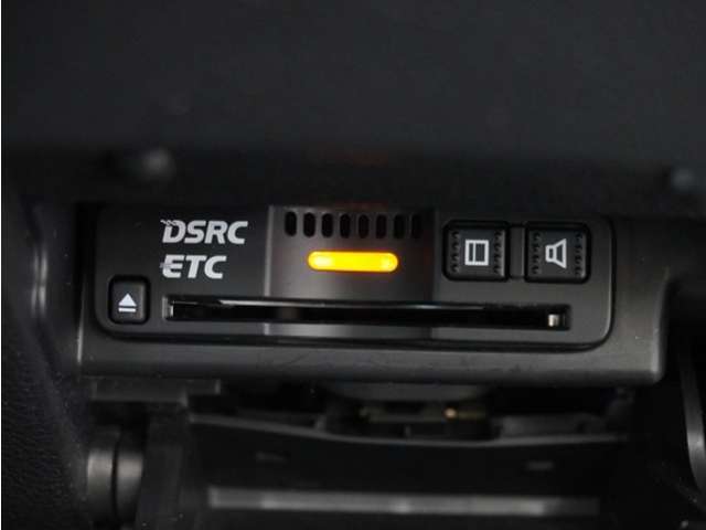 今や必需品の◆ETC車載器　装備車◆　有料道路を利用する際にスムースに通過でき、わずらわしい料金支払いから開放されます！
