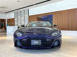 ロイヤルインディゴのDBSUltimate Coupeが入庫致しました。全世界限定300台の車両となっております。