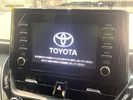 【メーカー純正ナビ】インテリアに溶け込むスタイリッシュな「専用設計」メーカーナビを装備♪視認性や操作性など基本性能にも優れ、より上質なカーライフをお楽しみいただけます。