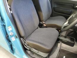 「この車の写真をもっと見たい」「状態が気になる」「この装備はついている？」どんな小さな疑問でもお気軽にお問い合わせください！
