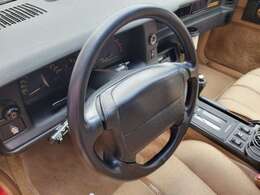 他店を見てから最後に来店下さい。車両の良さが分かり、ただ低走行だけではダメです。それなりに部品交換されて無ければ購入店で部品は今後取り寄せ可能かを聞いて頂ければです。