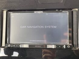 【ナビゲーション】目的地までしっかり案内してくれる使いやすいナビ。Bluetooth接続すればお持ちのスマホやMP3プレイヤーの音楽を再生可能！毎日の運転がさらに楽しくなります！！