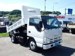 土地柄、4WD車を多く取り揃えております！またバン・トラックと【働くクルマ】も多く取り揃えております。注文販売も行っております。お気軽にご相談下さい！