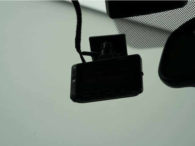 「キズやエンジンの状態は?」「イヤな臭いはしない?」「修理歴や水没車じゃないか気になる！」どんな小さな不安でもお答えします。お気軽にお問い合わせください！