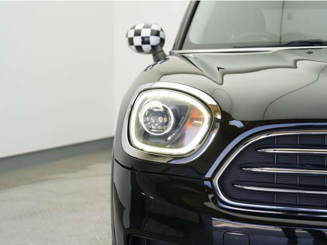 「キズやエンジンの状態は?」「イヤな臭いはしない?」「修理歴や水没車じゃないか気になる！」どんな小さな不安でもお答えします。お気軽にお問い合わせください！