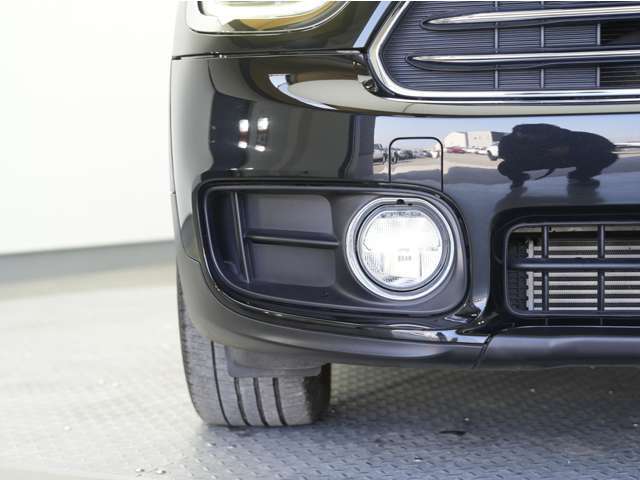 「キズやエンジンの状態は?」「イヤな臭いはしない?」「修理歴や水没車じゃないか気になる！」どんな小さな不安でもお答えします。お気軽にお問い合わせください！