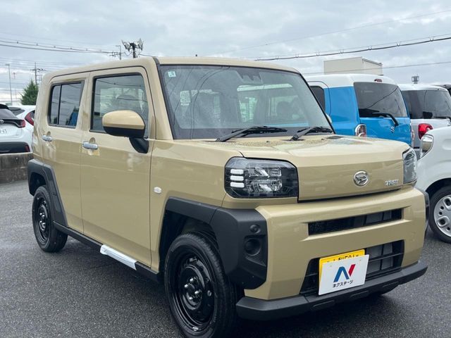 大好評のボディコーティング「弾スプラッシュコート」もご納車までに施工可能。通常のガラスコートと異なる、耐久年数6年の無機質ガラスコーティングが、ボディをキレイな状態に保ってくれます。